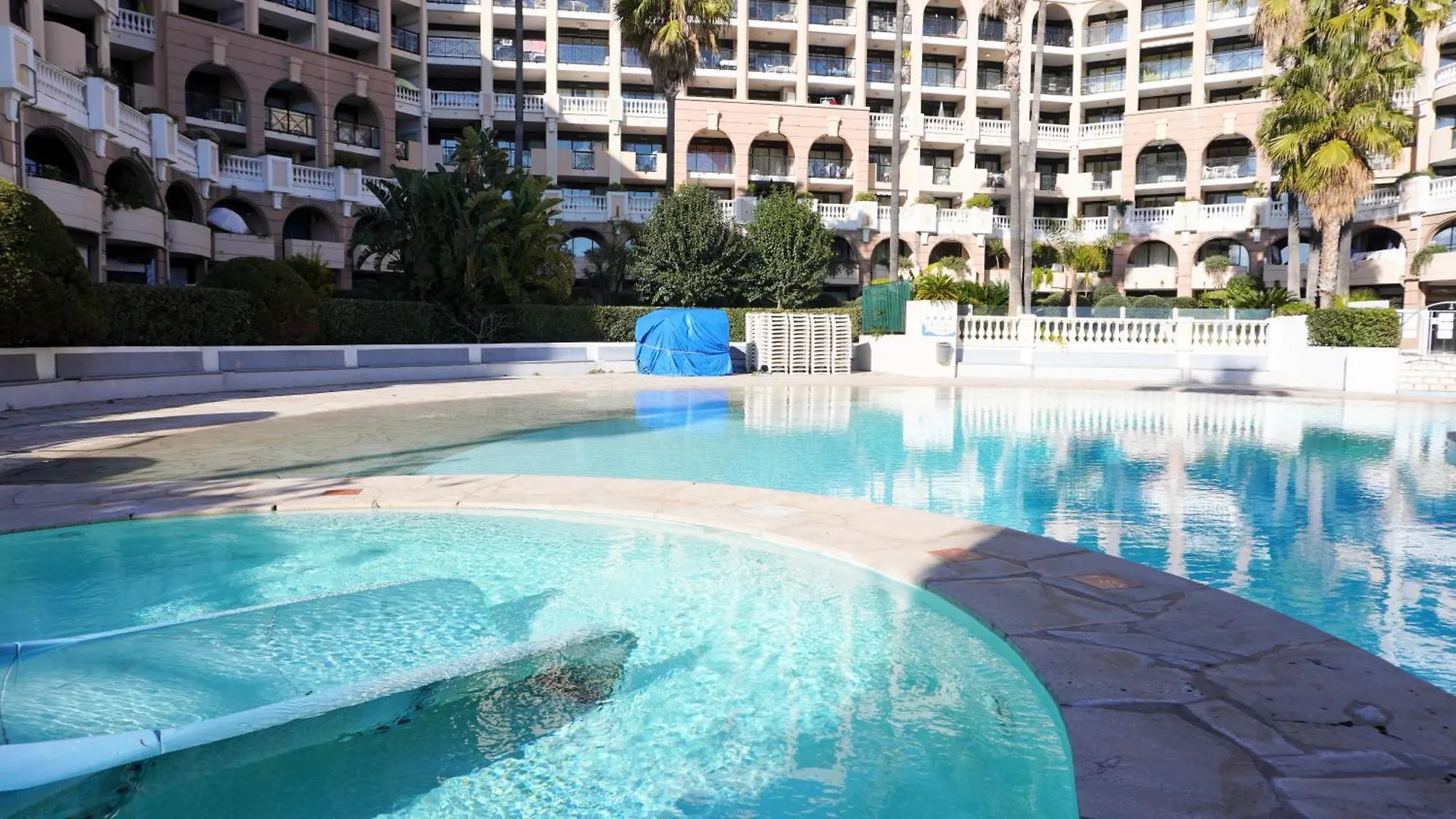 Appartement 426, Vue Mer Et Piscine By Palmazur Cannes 0*,  Frankrijk